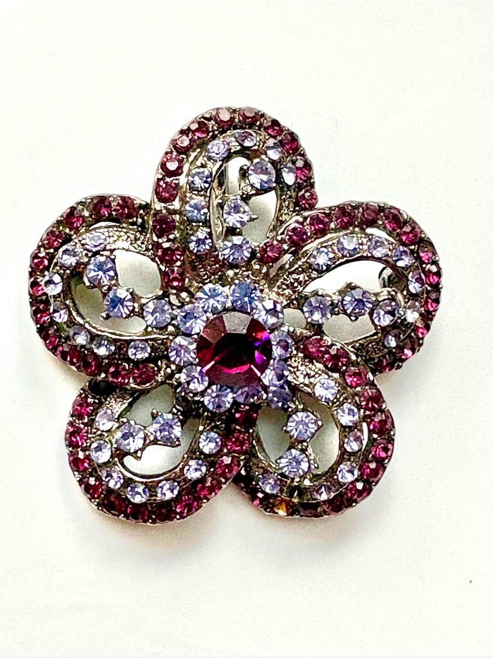 Vintage Red & Pale Blue Rhinestone Floral Flower Brooch Pin Pendant